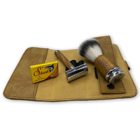 woody kit : rasoir + blaireau dans sa trousse
